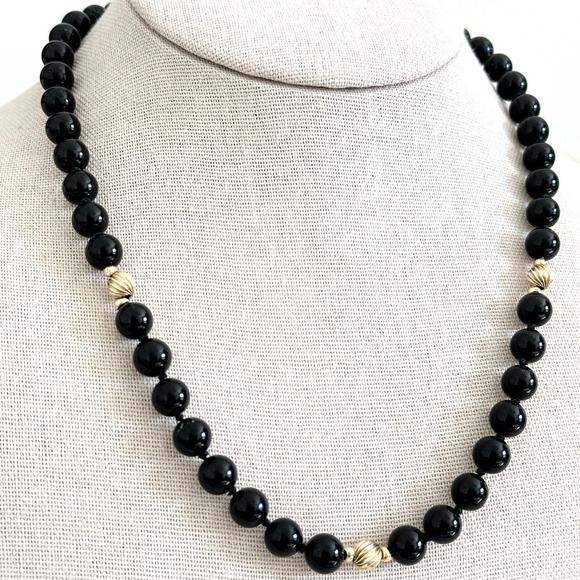 Estate Jewelry - Vintage 14K Yellow Gold Bead Ball & Black Onyx Hand Knotted Beaded Necklace 18"